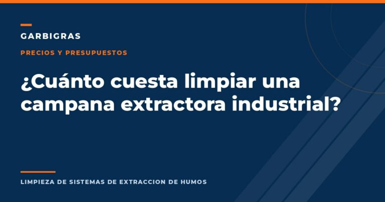 Limpieza profesional de una campana extractora industrial en una cocina de restaurante